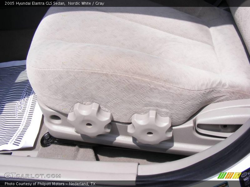 Nordic White / Gray 2005 Hyundai Elantra GLS Sedan