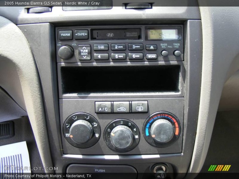 Nordic White / Gray 2005 Hyundai Elantra GLS Sedan