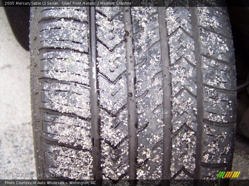 Silver Frost Metallic / Medium Graphite 2005 Mercury Sable LS Sedan
