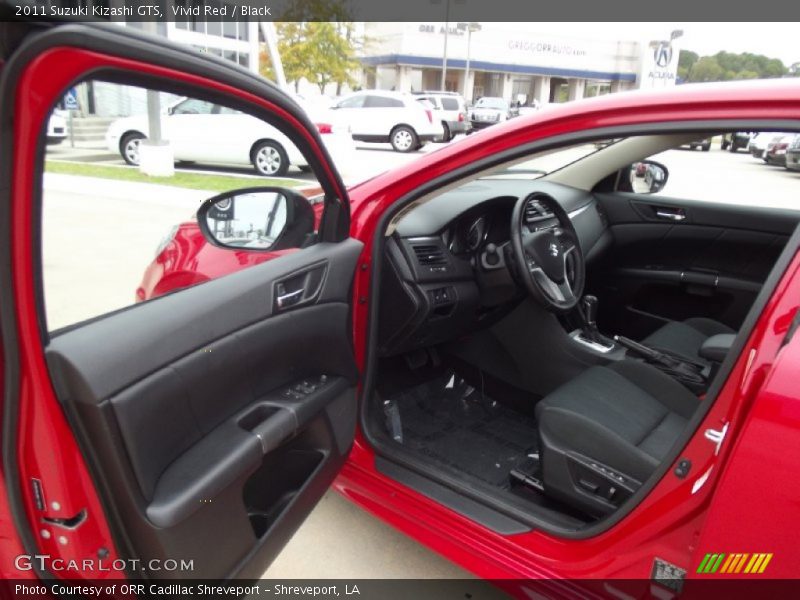 Vivid Red / Black 2011 Suzuki Kizashi GTS