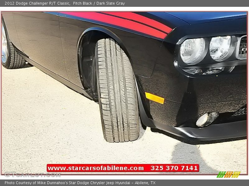 Pitch Black / Dark Slate Gray 2012 Dodge Challenger R/T Classic