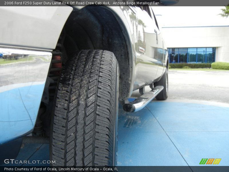 Arizona Beige Metallic / Tan 2006 Ford F250 Super Duty Lariat FX4 Off Road Crew Cab 4x4