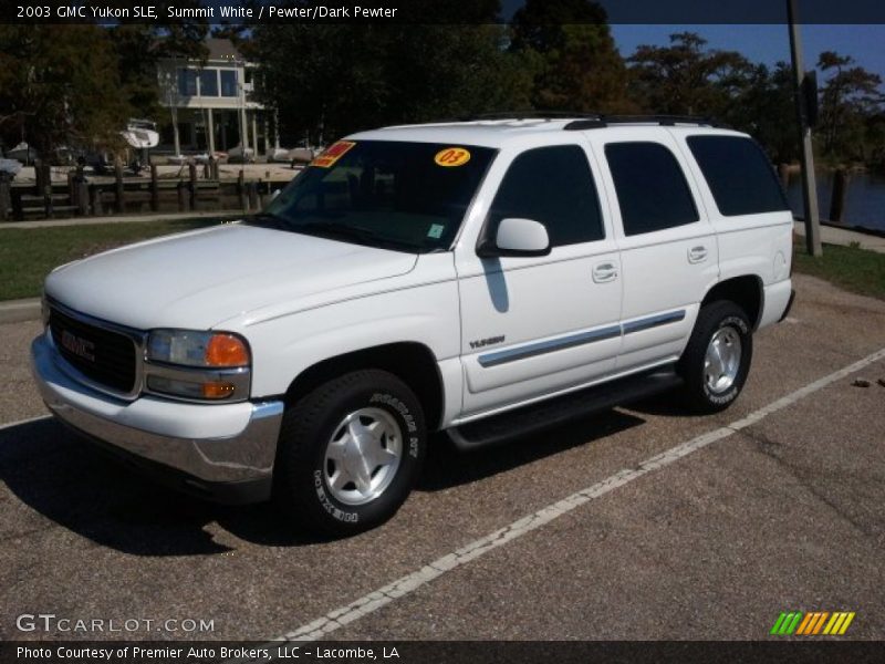 Summit White / Pewter/Dark Pewter 2003 GMC Yukon SLE