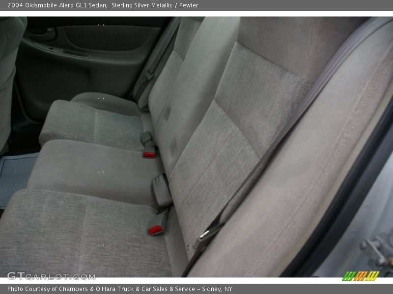 Sterling Silver Metallic / Pewter 2004 Oldsmobile Alero GL1 Sedan