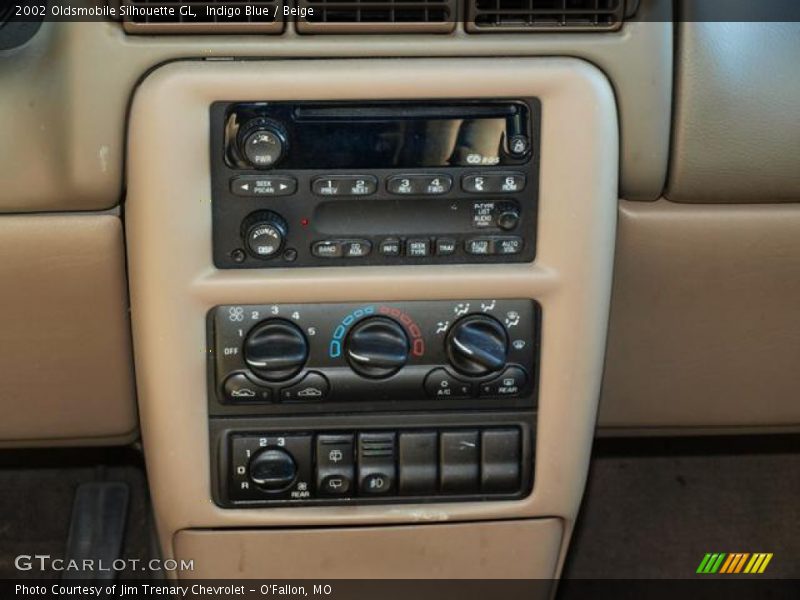 Indigo Blue / Beige 2002 Oldsmobile Silhouette GL