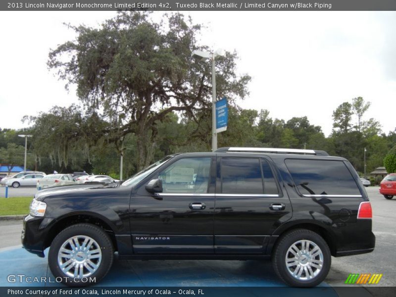  2013 Navigator Monochrome Limited Edition 4x2 Tuxedo Black Metallic