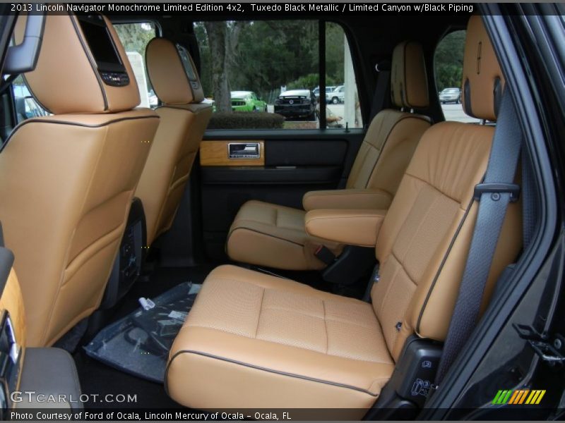  2013 Navigator Monochrome Limited Edition 4x2 Limited Canyon w/Black Piping Interior