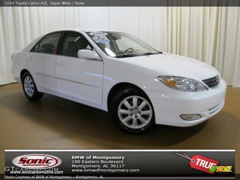 Super White / Stone 2004 Toyota Camry XLE
