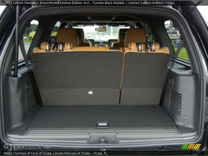  2013 Navigator Monochrome Limited Edition 4x2 Trunk