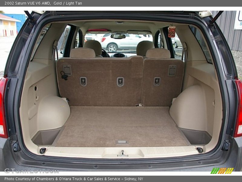 Gold / Light Tan 2002 Saturn VUE V6 AWD