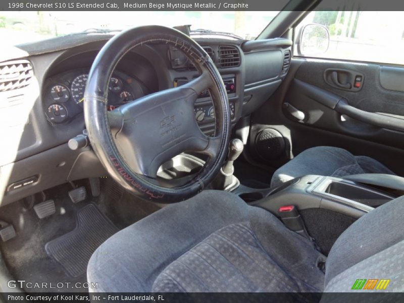 Medium Beige Mystique Metallic / Graphite 1998 Chevrolet S10 LS Extended Cab