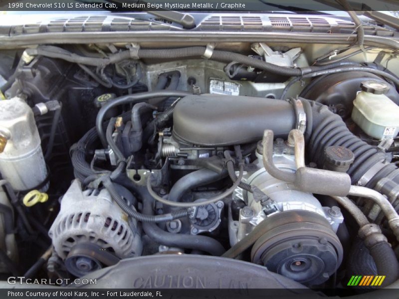 Medium Beige Mystique Metallic / Graphite 1998 Chevrolet S10 LS Extended Cab