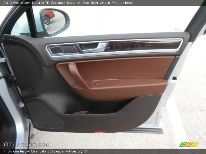 Cool Silver Metallic / Saddle Brown 2013 Volkswagen Touareg TDI Executive 4XMotion