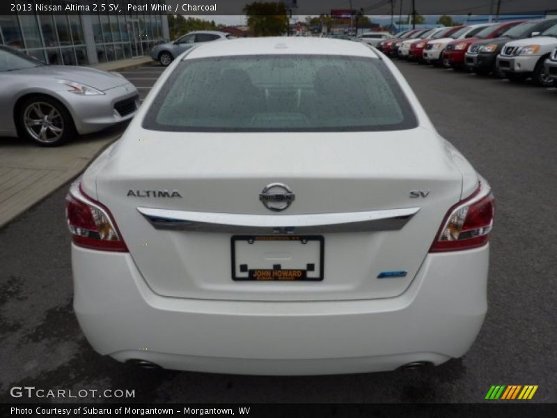 Pearl White / Charcoal 2013 Nissan Altima 2.5 SV