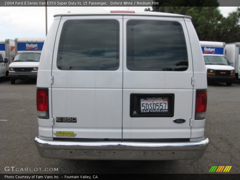 Oxford White / Medium Flint 2004 Ford E Series Van E350 Super Duty XL 15 Passenger