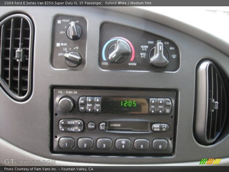 Oxford White / Medium Flint 2004 Ford E Series Van E350 Super Duty XL 15 Passenger