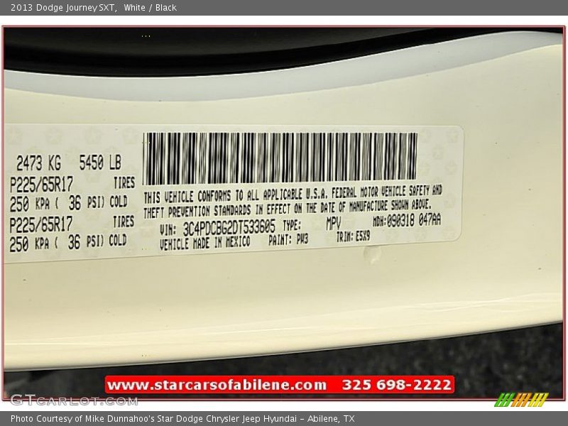 White / Black 2013 Dodge Journey SXT