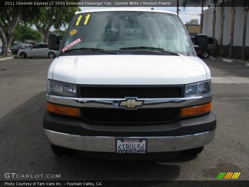Summit White / Medium Pewter 2011 Chevrolet Express LT 3500 Extended Passenger Van