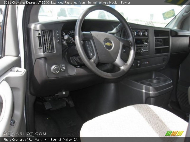 Summit White / Medium Pewter 2011 Chevrolet Express LT 3500 Extended Passenger Van
