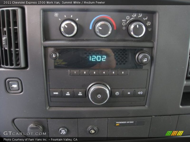 Summit White / Medium Pewter 2011 Chevrolet Express 1500 Work Van