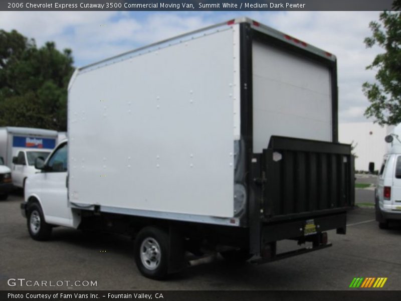 Summit White / Medium Dark Pewter 2006 Chevrolet Express Cutaway 3500 Commercial Moving Van