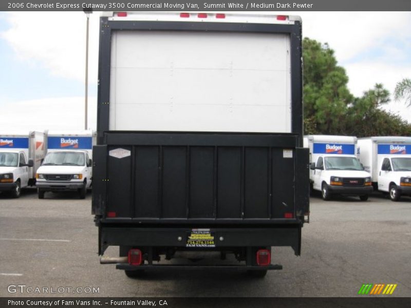 Summit White / Medium Dark Pewter 2006 Chevrolet Express Cutaway 3500 Commercial Moving Van