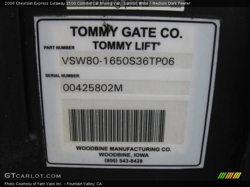 Summit White / Medium Dark Pewter 2006 Chevrolet Express Cutaway 3500 Commercial Moving Van