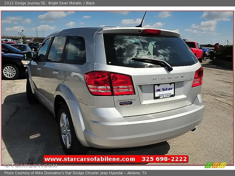 Bright Silver Metallic / Black 2013 Dodge Journey SE