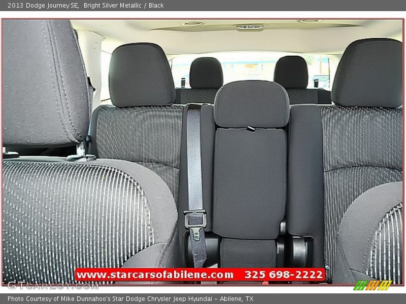 Bright Silver Metallic / Black 2013 Dodge Journey SE