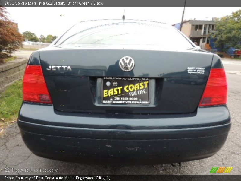 Bright Green / Black 2001 Volkswagen Jetta GLS Sedan