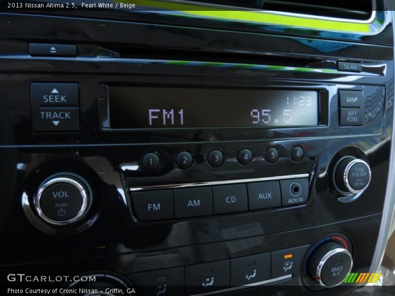 Pearl White / Beige 2013 Nissan Altima 2.5