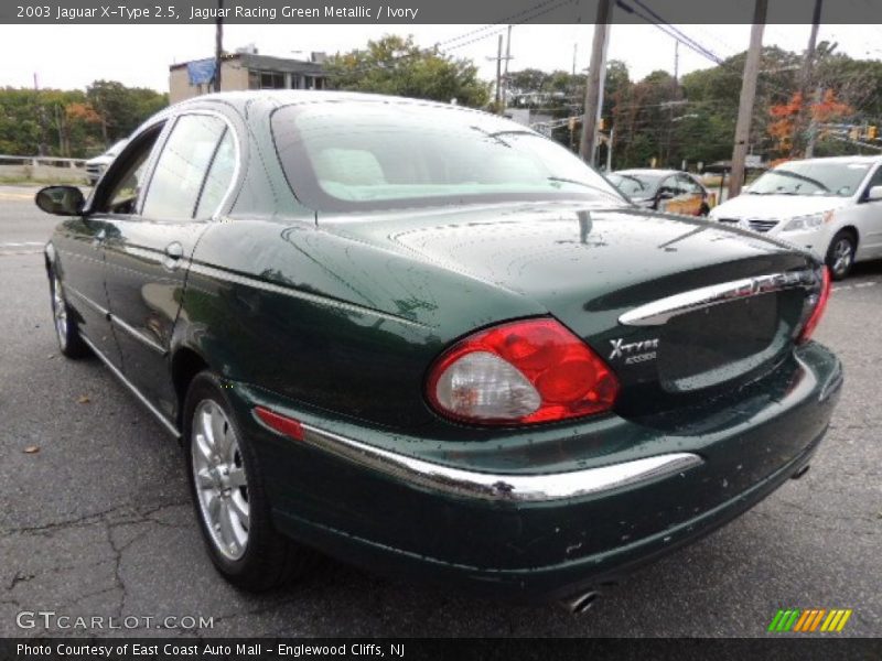 Jaguar Racing Green Metallic / Ivory 2003 Jaguar X-Type 2.5