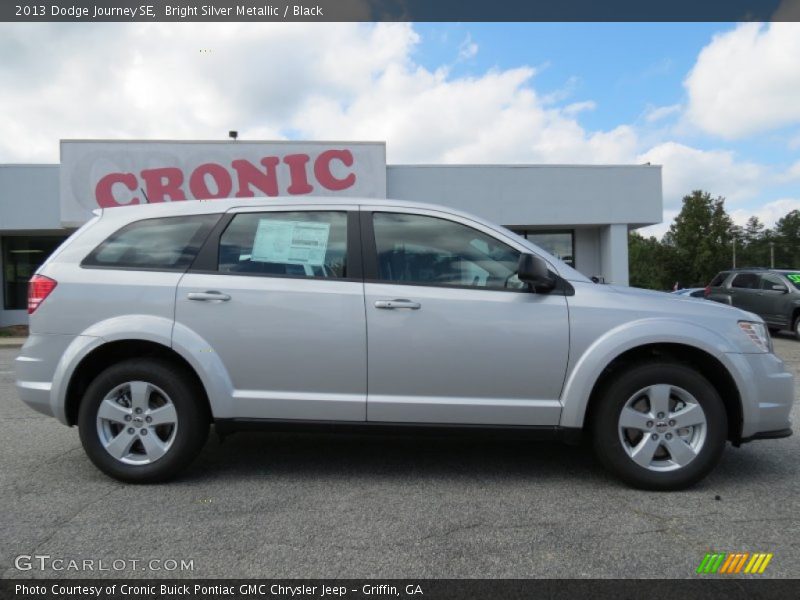 Bright Silver Metallic / Black 2013 Dodge Journey SE