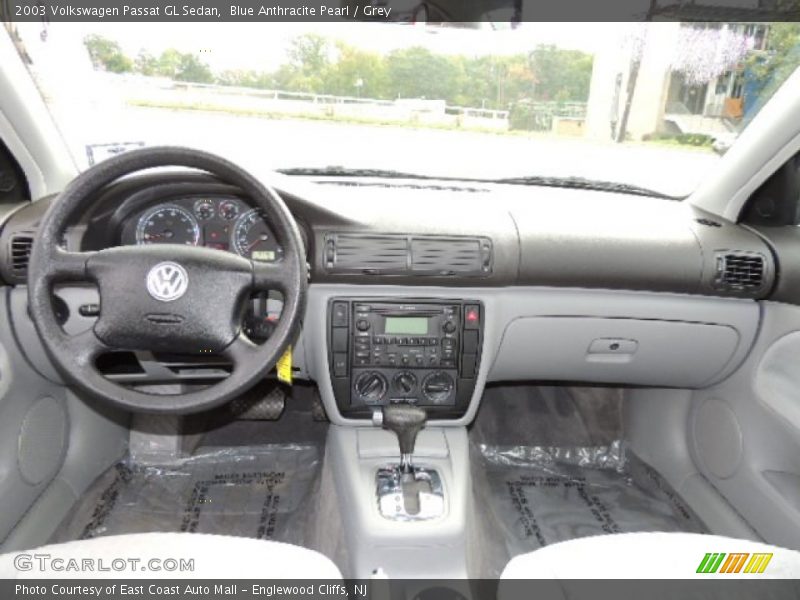 Blue Anthracite Pearl / Grey 2003 Volkswagen Passat GL Sedan