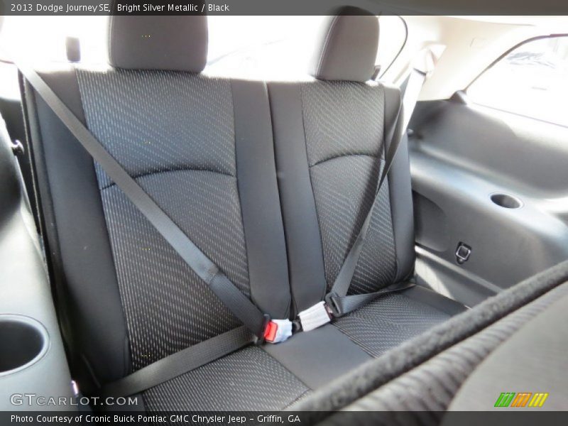 Bright Silver Metallic / Black 2013 Dodge Journey SE