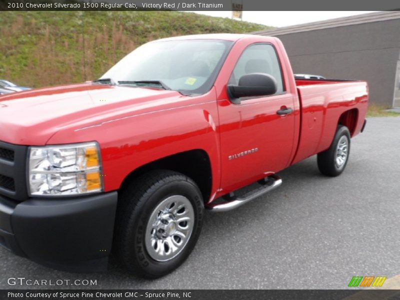 Victory Red / Dark Titanium 2010 Chevrolet Silverado 1500 Regular Cab