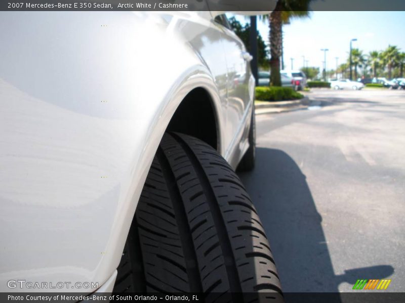 Arctic White / Cashmere 2007 Mercedes-Benz E 350 Sedan