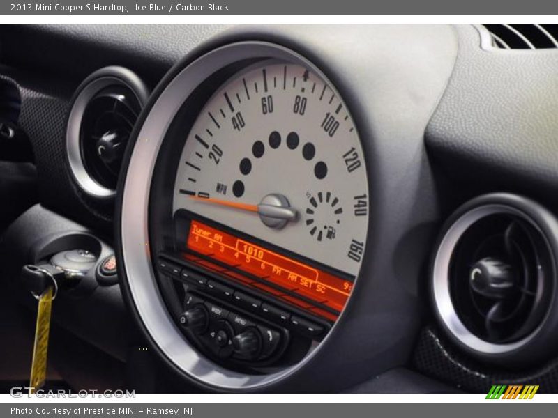 Ice Blue / Carbon Black 2013 Mini Cooper S Hardtop