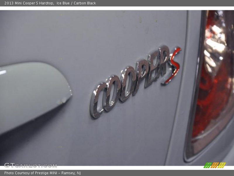 Ice Blue / Carbon Black 2013 Mini Cooper S Hardtop