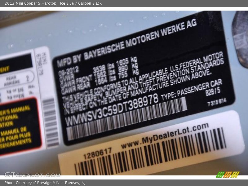 Ice Blue / Carbon Black 2013 Mini Cooper S Hardtop