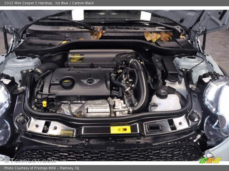 Ice Blue / Carbon Black 2013 Mini Cooper S Hardtop