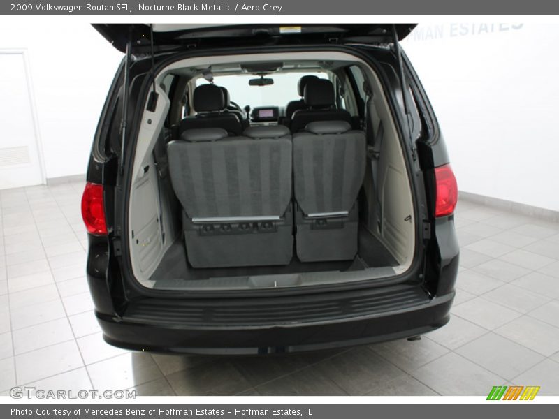 Nocturne Black Metallic / Aero Grey 2009 Volkswagen Routan SEL