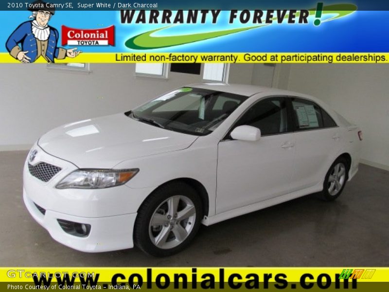 Super White / Dark Charcoal 2010 Toyota Camry SE