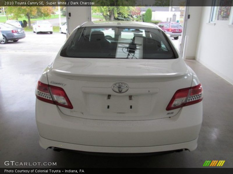 Super White / Dark Charcoal 2010 Toyota Camry SE