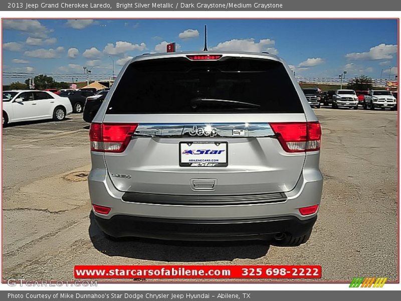 Bright Silver Metallic / Dark Graystone/Medium Graystone 2013 Jeep Grand Cherokee Laredo