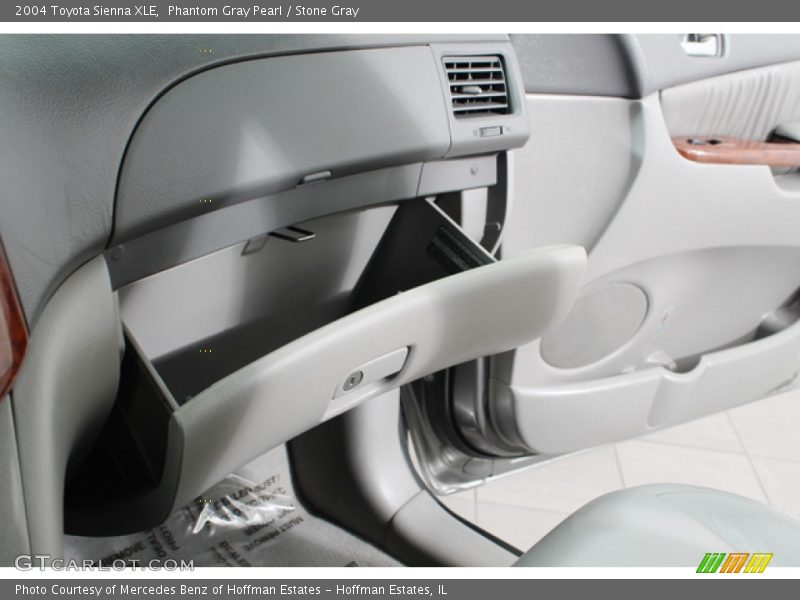 Phantom Gray Pearl / Stone Gray 2004 Toyota Sienna XLE