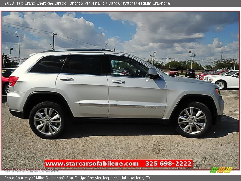 Bright Silver Metallic / Dark Graystone/Medium Graystone 2013 Jeep Grand Cherokee Laredo