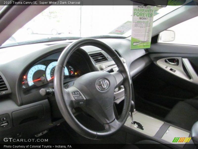 Super White / Dark Charcoal 2010 Toyota Camry SE