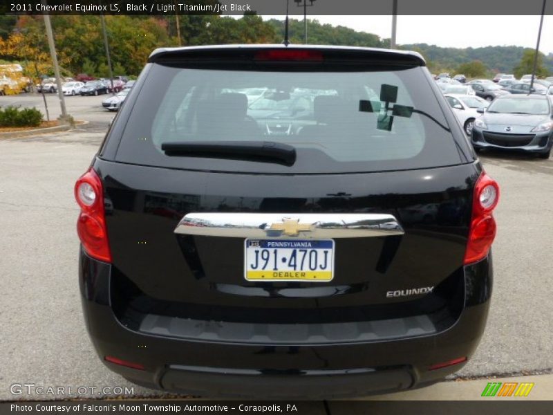 Black / Light Titanium/Jet Black 2011 Chevrolet Equinox LS