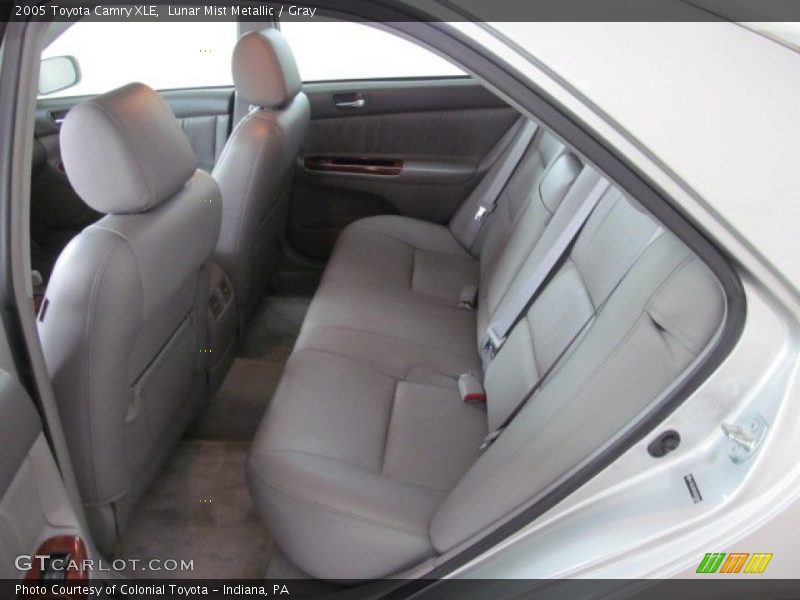 Lunar Mist Metallic / Gray 2005 Toyota Camry XLE